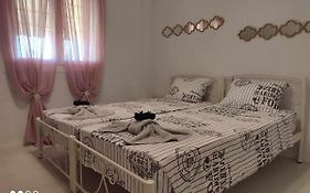 Vivi'S House